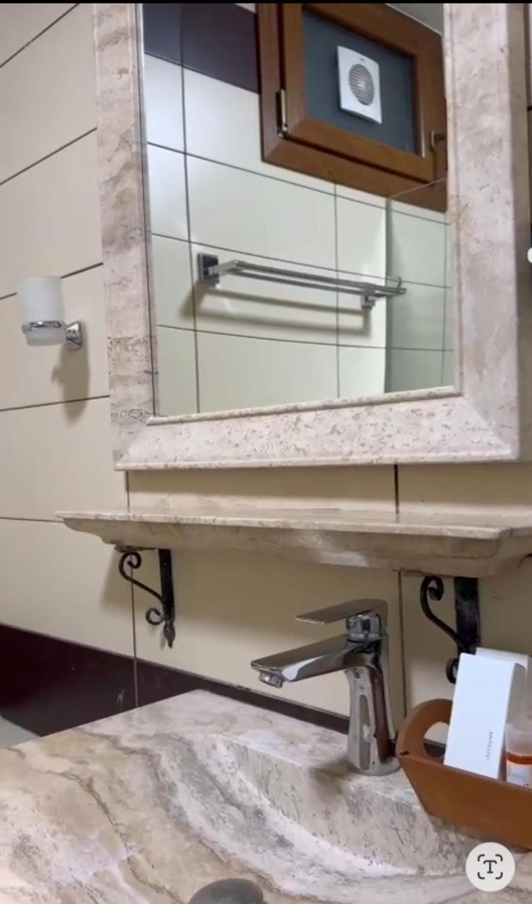Hotel Sarajet E Pashait 1 Dhërmi Kültér fotó
