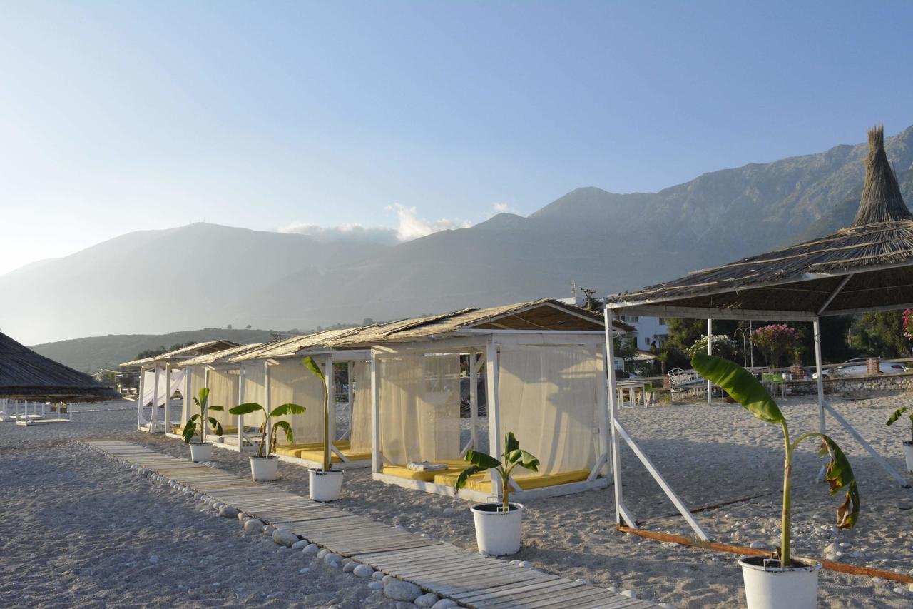 Hotel Sarajet E Pashait 1 Dhërmi Kültér fotó