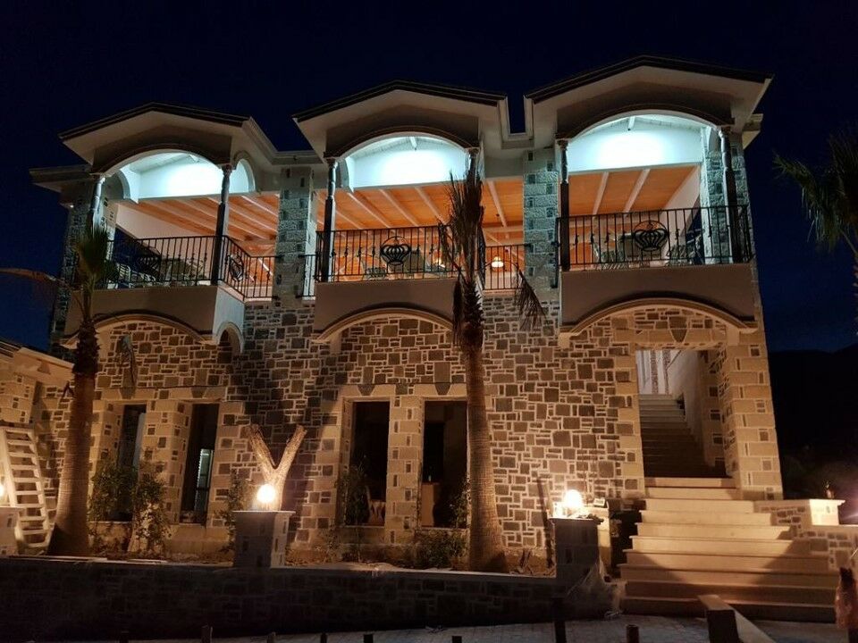 Hotel Sarajet E Pashait 1 Dhërmi Kültér fotó